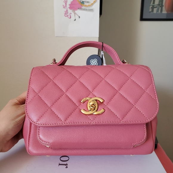 Chanel business affinity pink caviar gold hard ware small bag - Picture 13 of 16